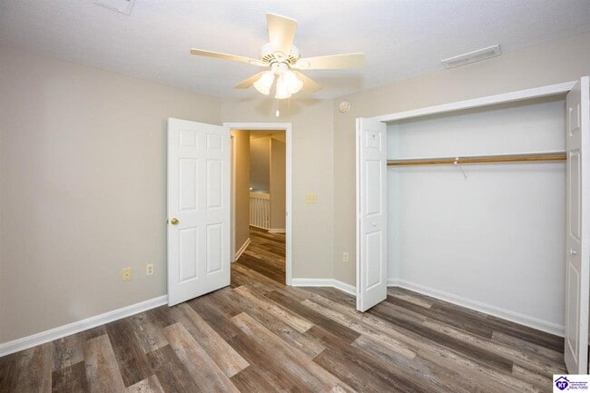 Building Photo - 356 Bittersweet Dr