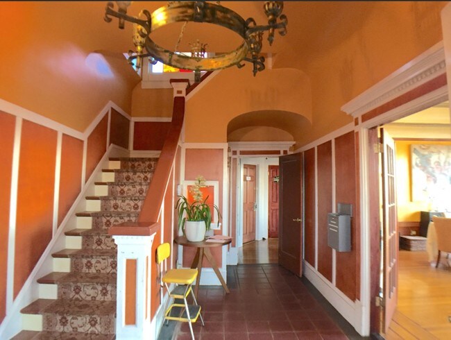 Main Entrance - 1540 Newhall St