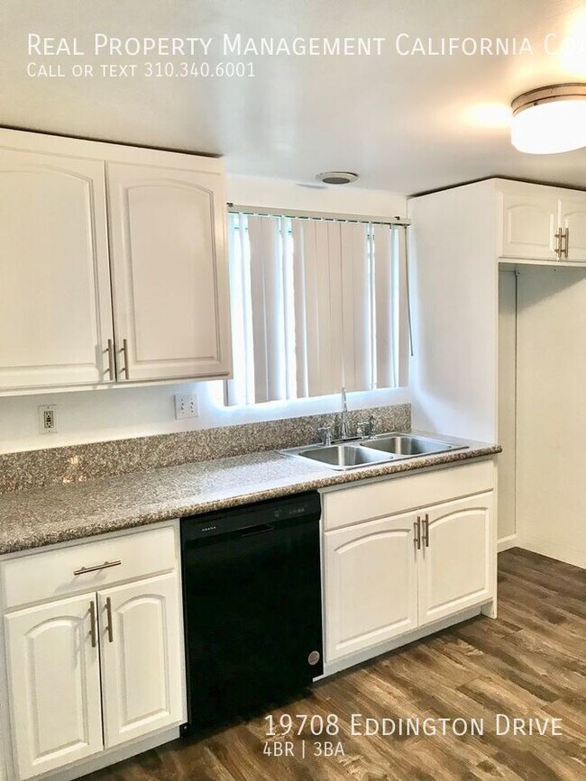Building Photo - Spacious 4 Bedroom 3 Bathroom House READY ...