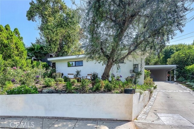 Primary Photo - 21806 Ybarra Rd