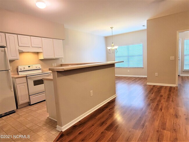 Foto del edificio - 2227 Locksley Woods Dr