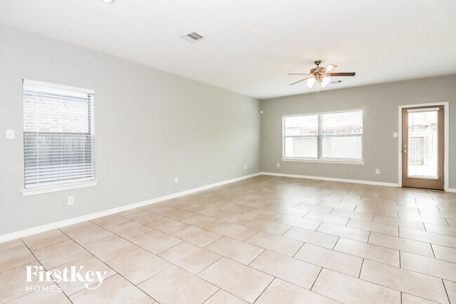 Building Photo - 4214 Ponderosa Hills Ln