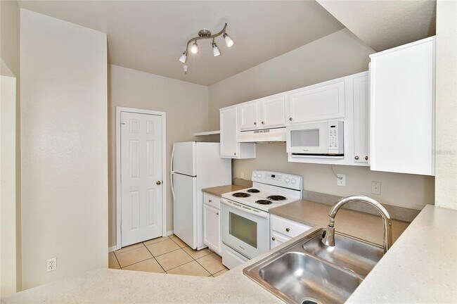Building Photo - 5550 Pga Blvd