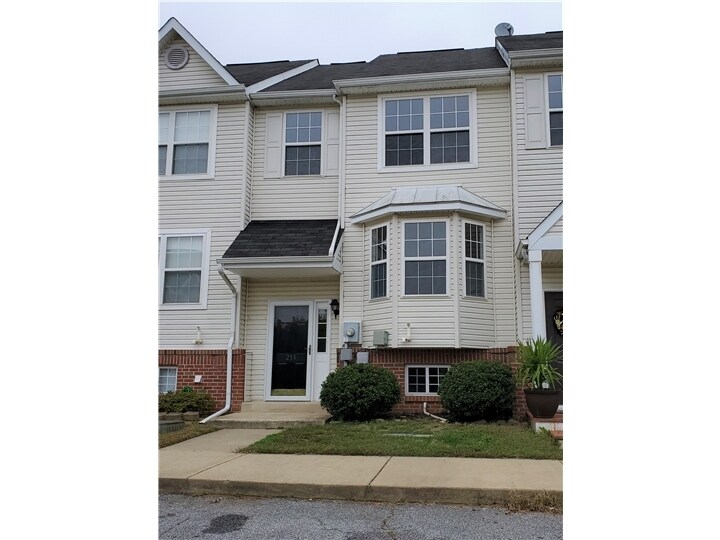 211 Bonnybrook Rd, Middletown, DE 19709 Townhome Rentals in Middletown DE