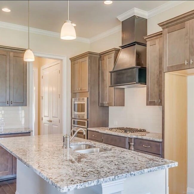 Building Photo - 8621 Melbourne Cir