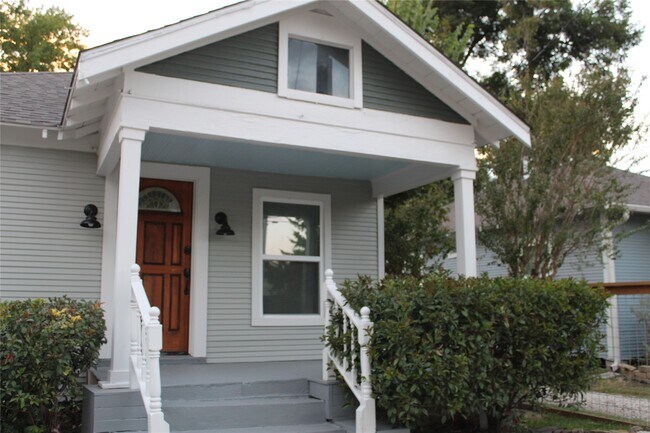 Foto del edificio - 2713 Cochran St