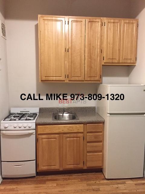 Foto del edificio - 227 E 5th St