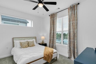 Building Photo - 1521 Bernard St