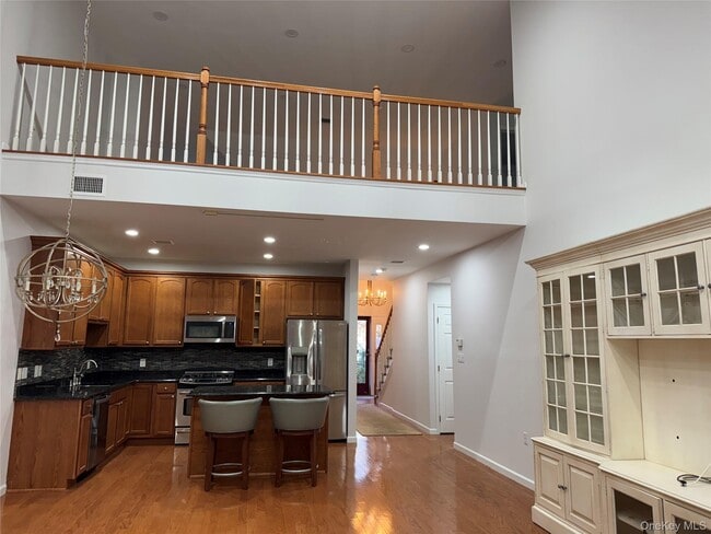 Building Photo - 137 Pond View Dr
