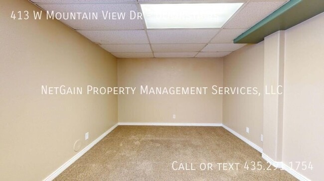 Building Photo - 413 W Mountain View Dr