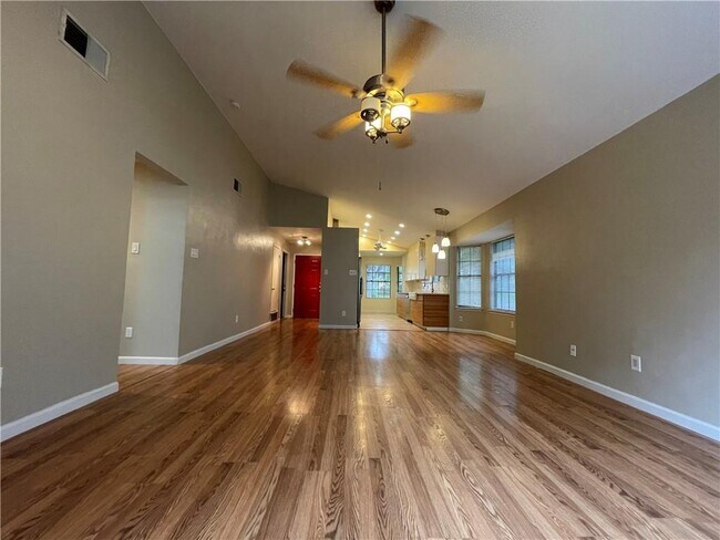 Foto del edificio - 8406 Birmingham Dr