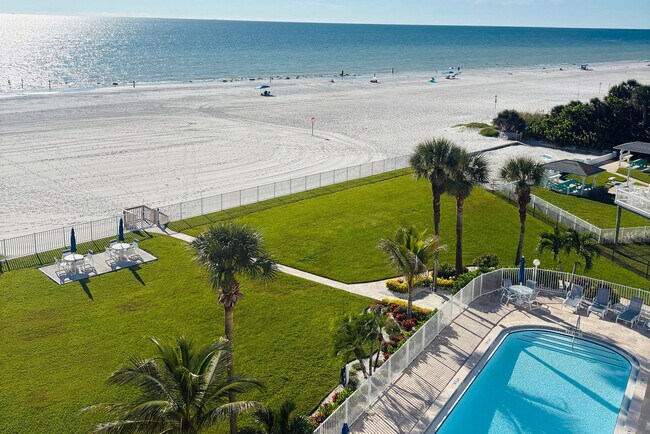Foto del edificio - 17980 Gulf Blvd