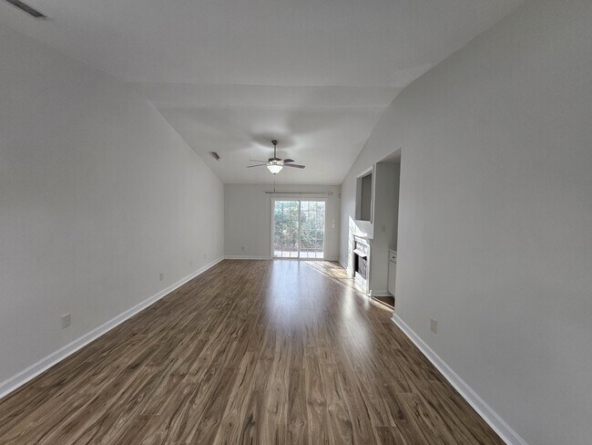 Building Photo - 1307 S Taylor St