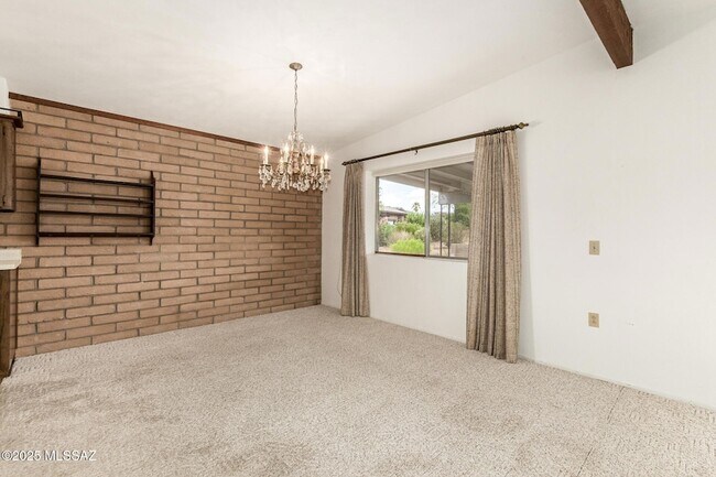 Building Photo - 16381 S Observatory Pl