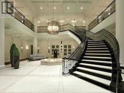 Building Photo - 25 Greenview Ave