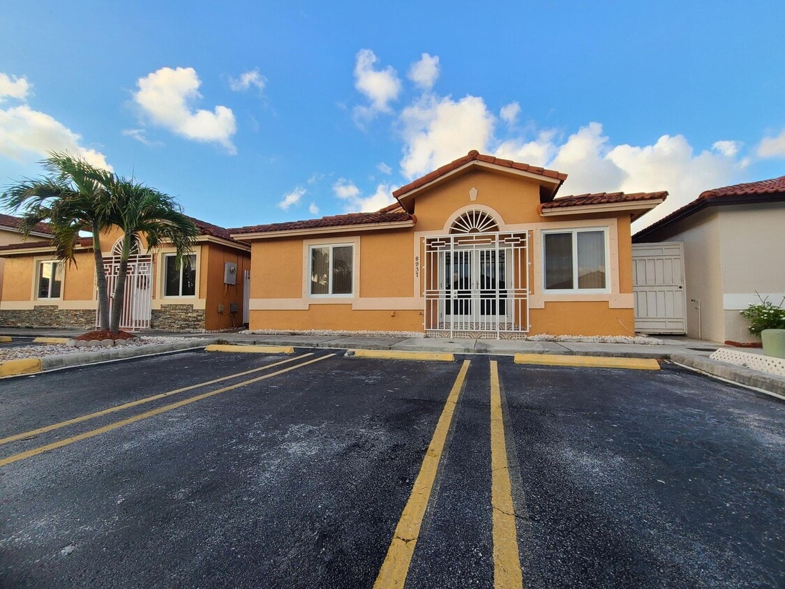 8937 NW 120th Terrace, Hialeah Gardens, FL 33018 House Rental in