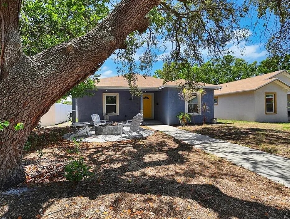 Foto principal - 4542 19th Ave S