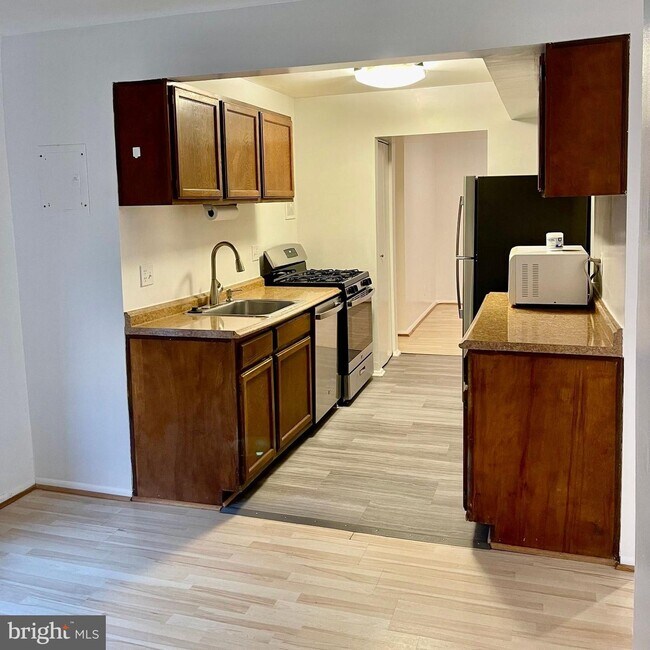 11222 Cherry Hill Rd Unit 101, Beltsville, MD 20705 Room for Rent in Beltsville, MD