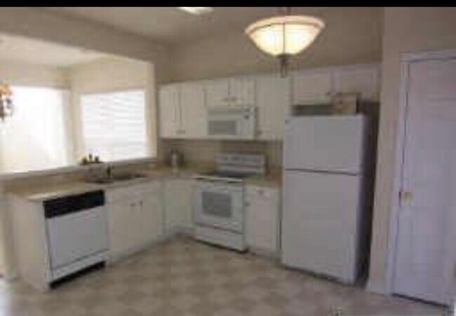 Foto del edificio - 2416 Normancrest Ct