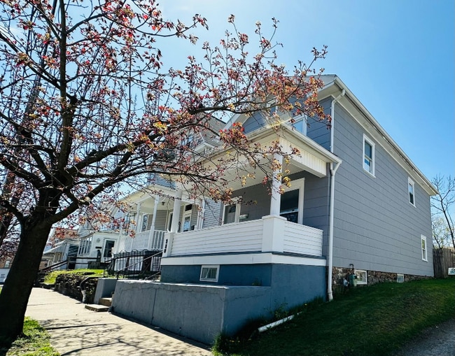 Building Photo - 30 W Hollenback Ave
