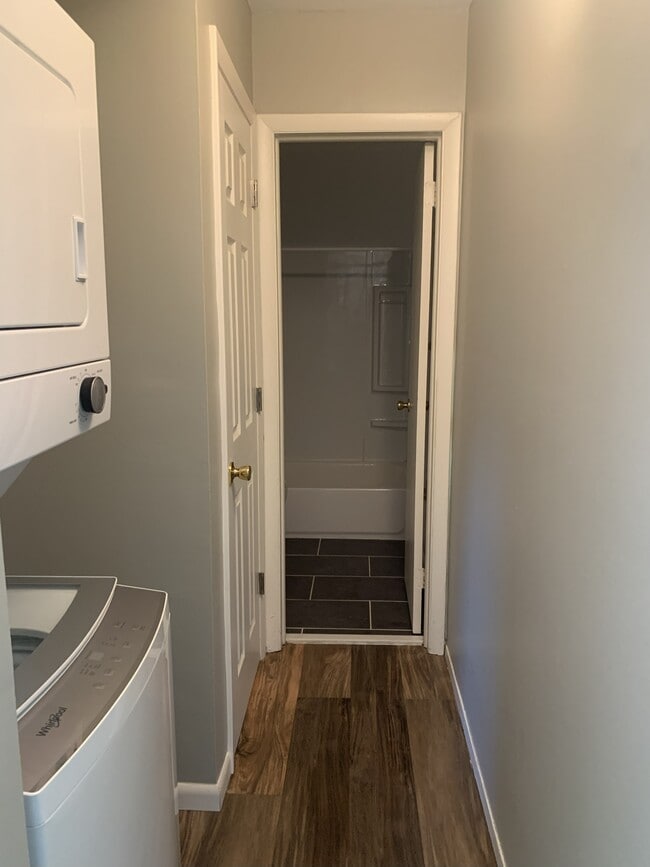 Foto del edificio - 10614 McPherson St