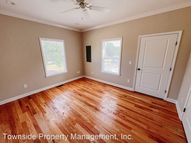 Building Photo - 3 br, 2.5 bath House - 109 Mt. Tabor Rd.