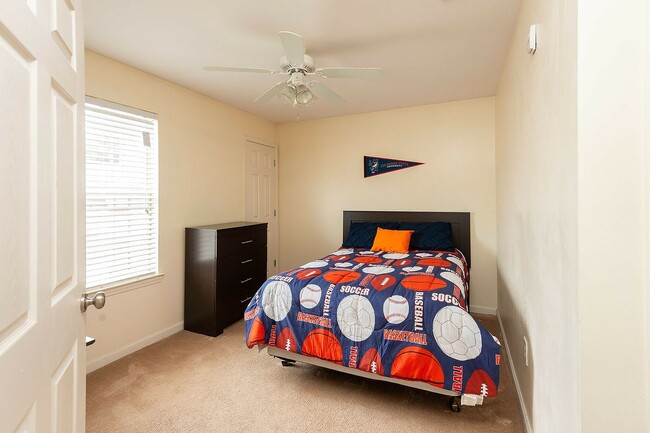 Interior Photo - The Apex on University