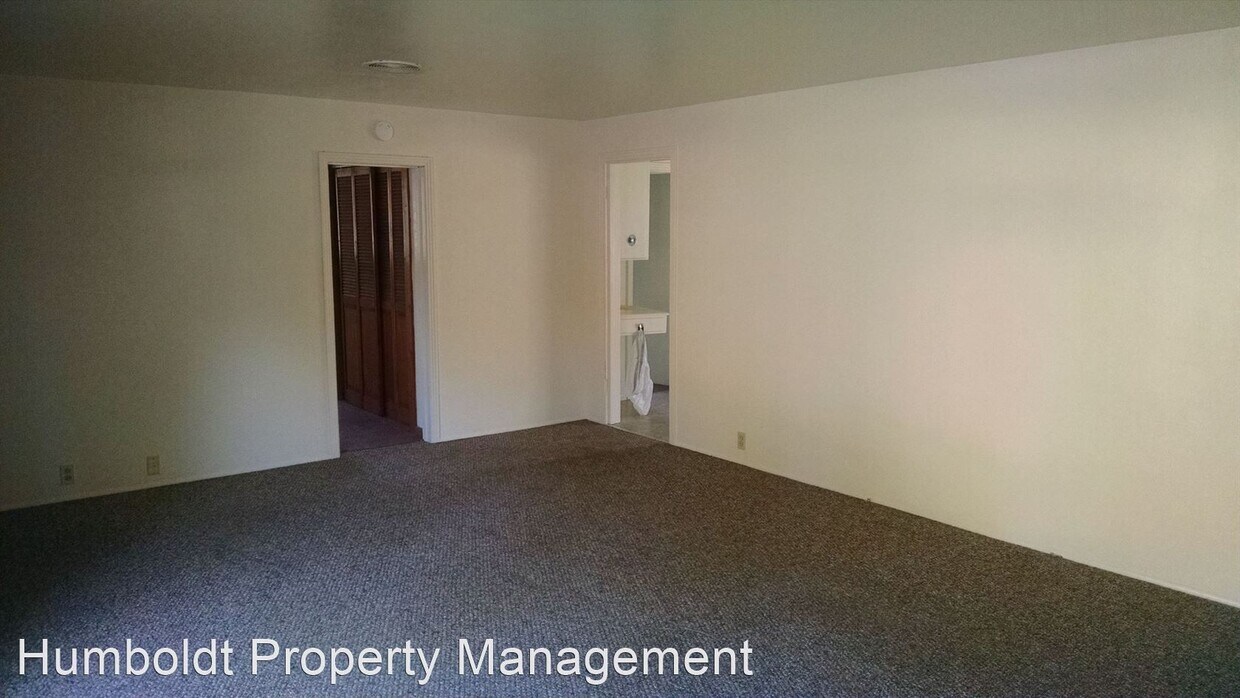 Building Photo - 4 br, 2 bath House - 13 14th Street