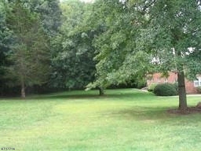 Foto del edificio - 680 NJ-15