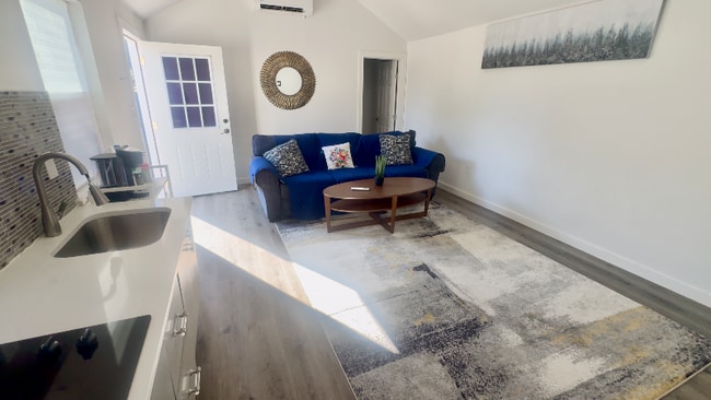 Building Photo - 2717 E Park Blvd