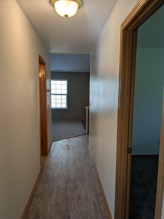 Foto del edificio - 5105 Hickory Ln