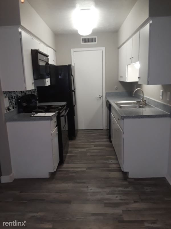 Foto del edificio - 5875 Mountain Valley Ln