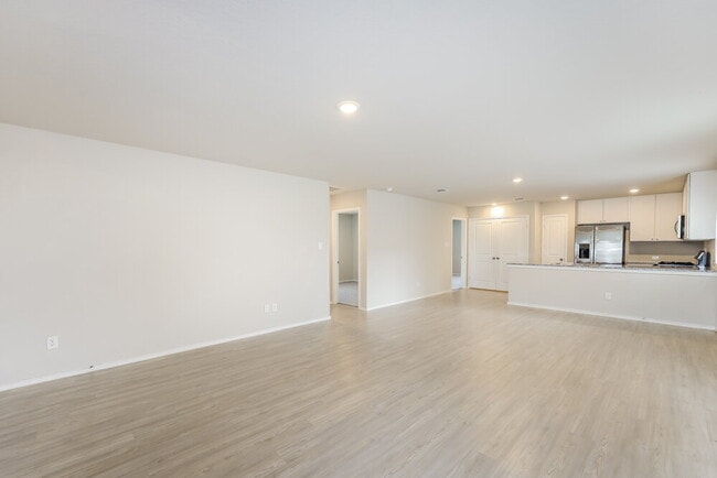 Building Photo - 4311 Levee Rdg