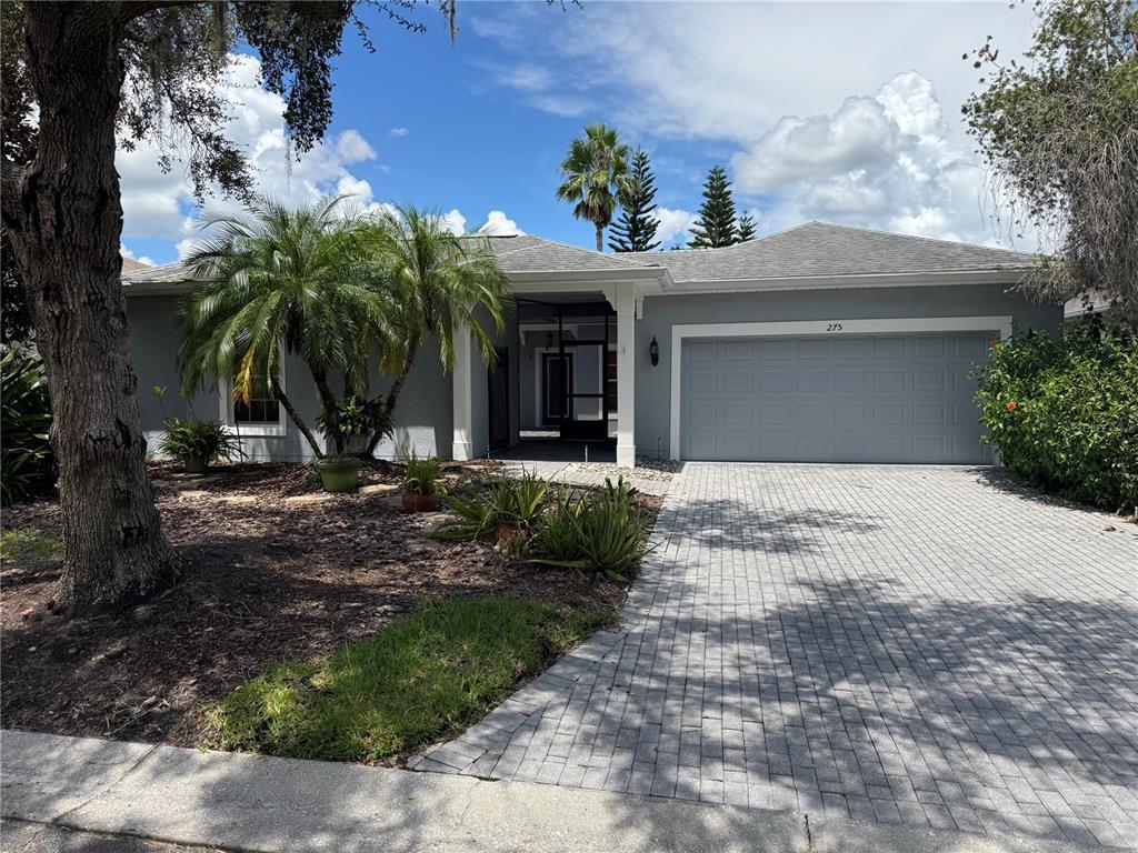 Foto principal - 275 Rock Springs Dr