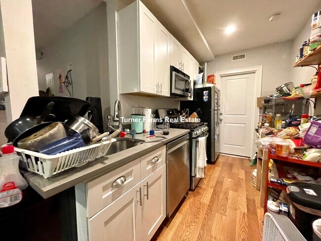 Foto del edificio - 721 Parker St