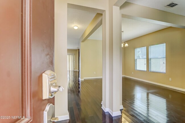 Foto del edificio - 16271 Dowing Creek Dr