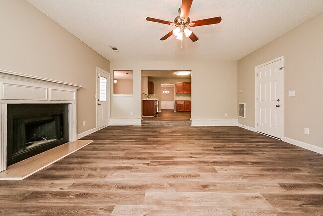 Foto del edificio - 1452 Shelnut Ct