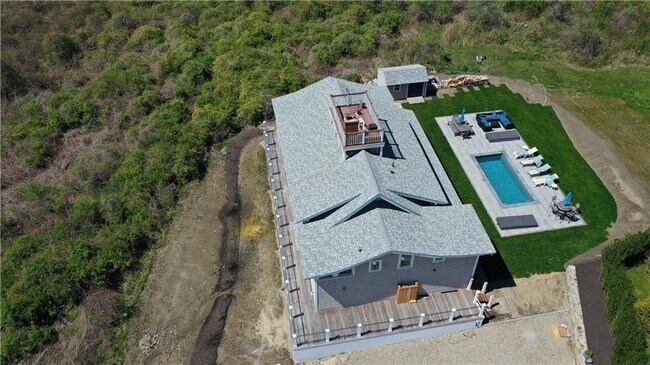Building Photo - 146 Boston Neck Rd