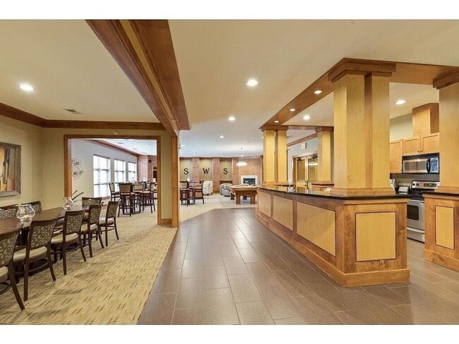 Building Photo - Sparkling Condo in Southwest Station with ...