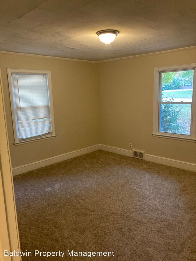 Primary Photo - 3 br, 1 bath House - 1295 SALEM LAKE ROAD
