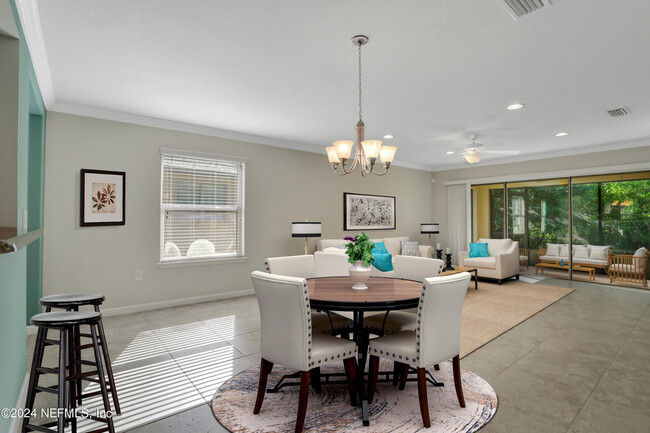 Building Photo - 166 Caspia Ln