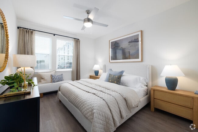 Interior Photo - Madison Midtown