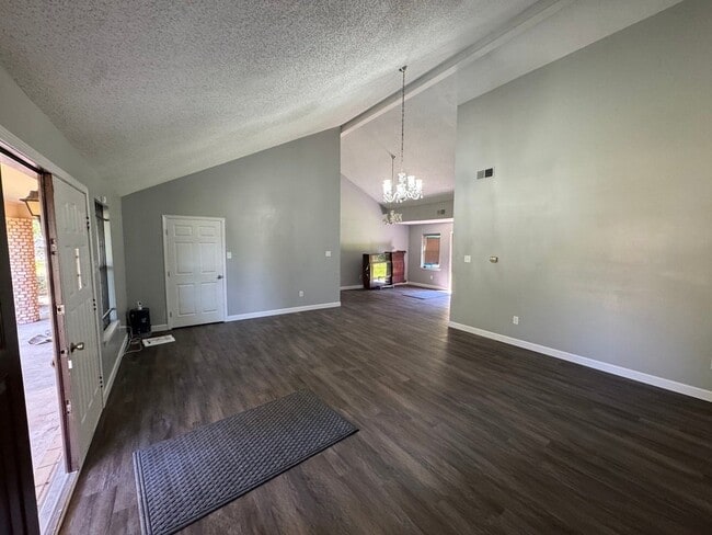 Building Photo - 311 J W Davis Dr