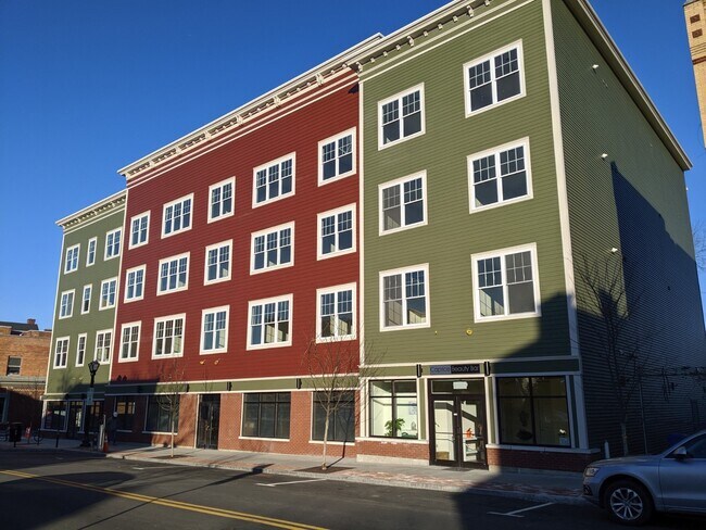 Building Photo - 12 White St