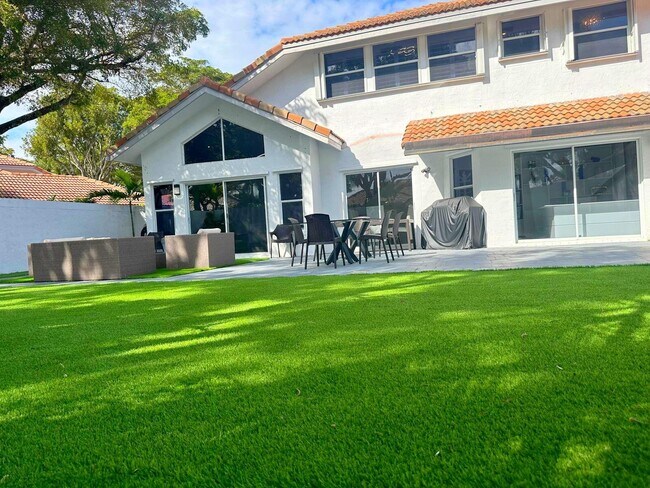 Foto del edificio - 2252 NW 53rd St
