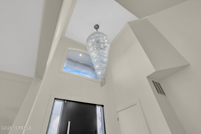 Foto del edificio - 243 Overbrook Ave