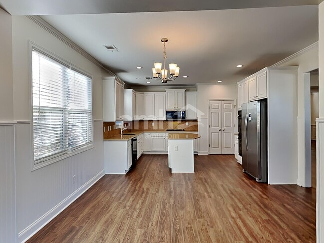 Foto del edificio - 132 Northbrooke Trace