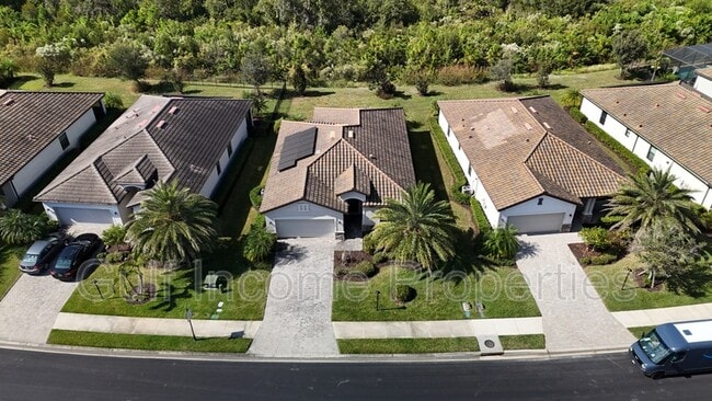 Building Photo - 17218 Blue Rdg Pl