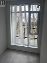 Building Photo - 5858 Yonge St