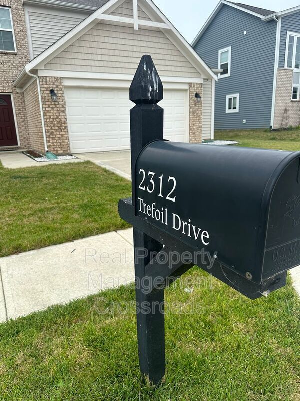 Building Photo - 2312 Trefoil Dr.